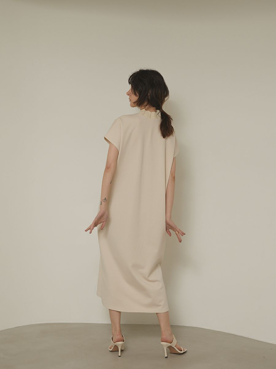 mavenmedicalcenter.com - romile A-LINE PUFF CAPE ONE-PIECE 価格比較